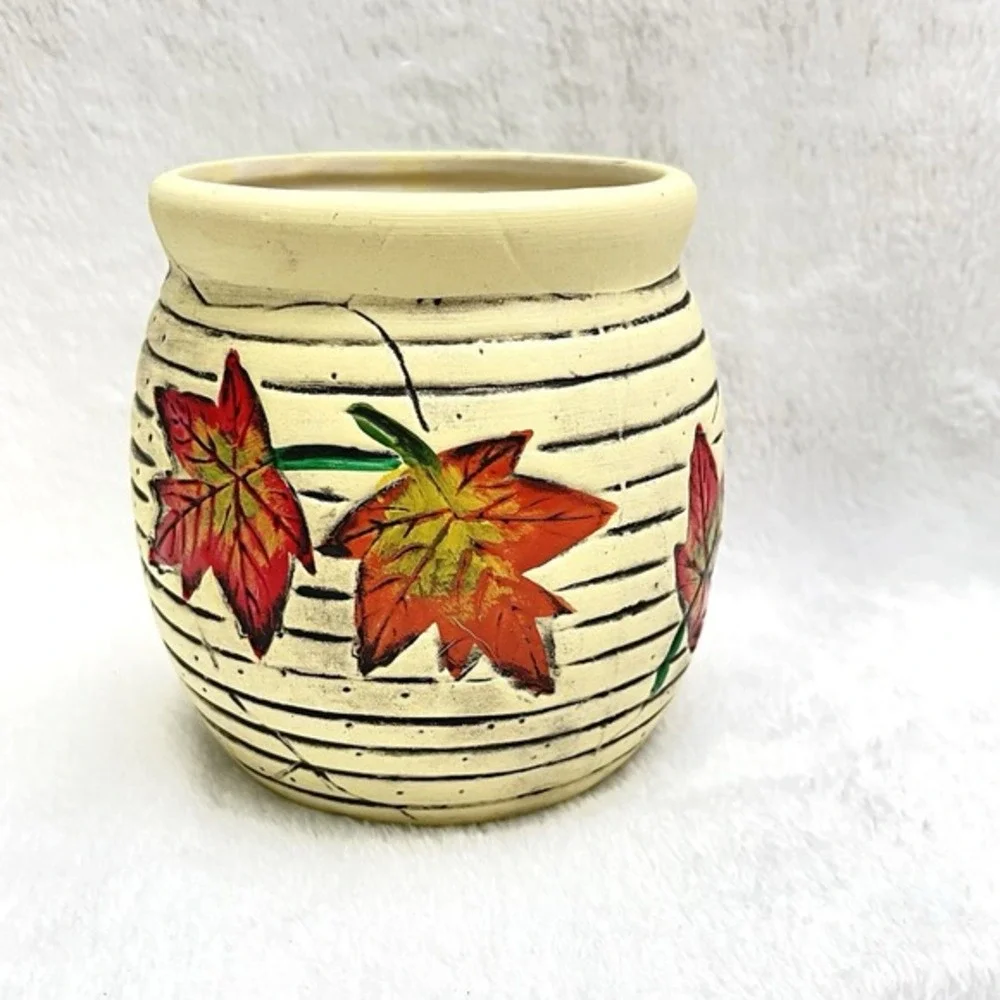 Heritage Pottery Vase Cream With Bright Orange‎ Leaves And Black Etching